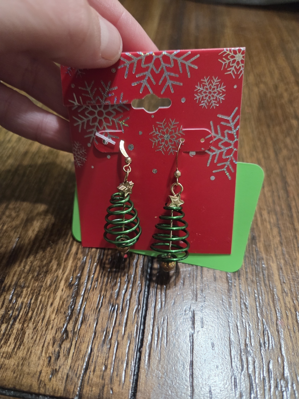 Kohl's Green and Gold Spiral Christmas Tree Drop Earrings